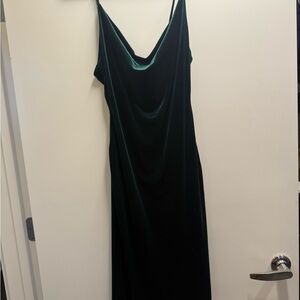 Velvet Dark Green Lulu Dress